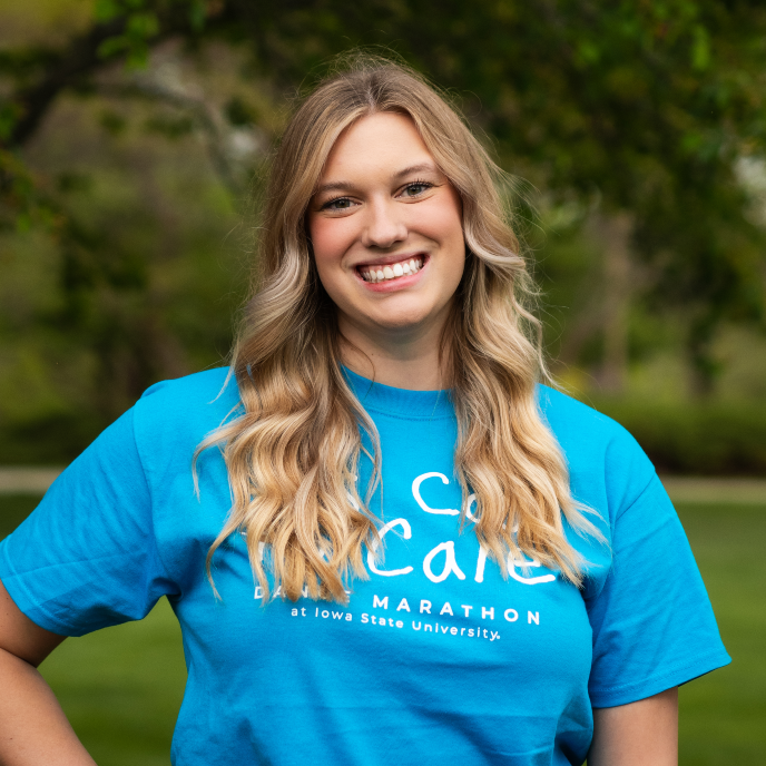 Headshot of Sierra Steenhoek on Central Campus