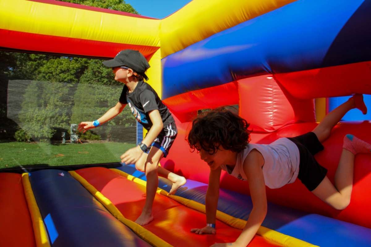 two kids in obstacle course at stacks for stead 2023